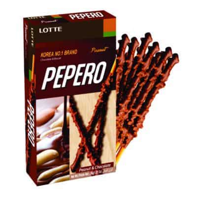 Pepero, sabor a chocolate y con trocitos de maní