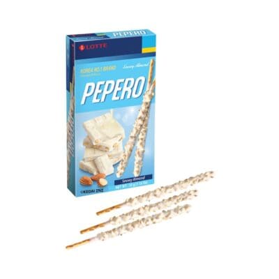 Pepero chocolate blanco con trozos de almendras de Lotte